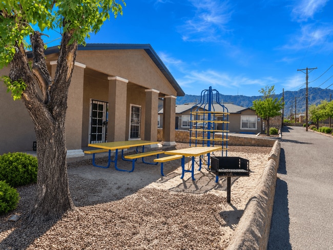 Photo - Mountain Heights Apartments