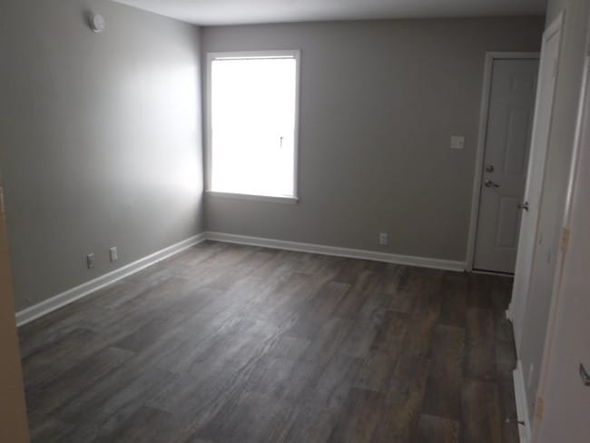 Photo - Riverchase Apartments