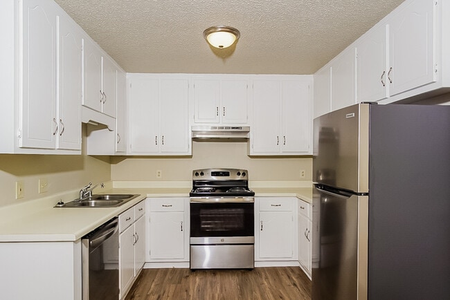 Photo - 115 Amethyst Dr