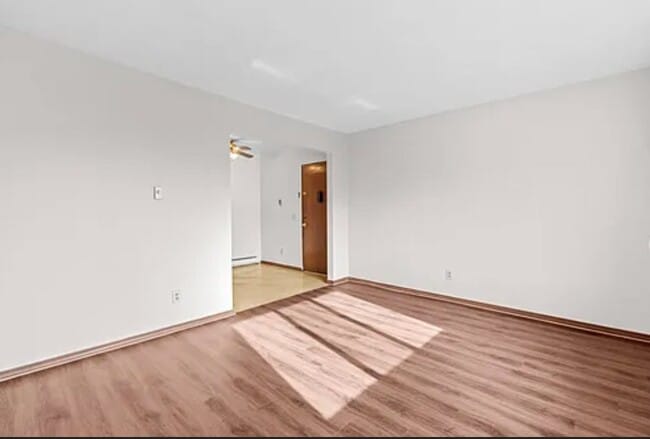 Photo - 1110 Lewis Ave Unit 13