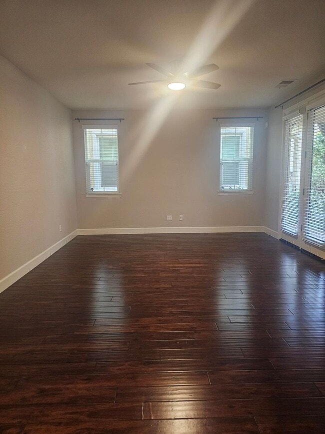 Photo - Beautiful 3 Bd 2 Bath home - Available NOW