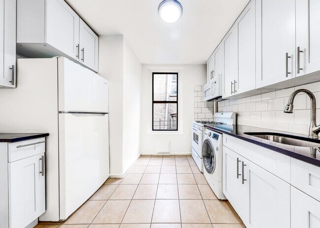 Photo - Edgecombe Avenue Unit 5I