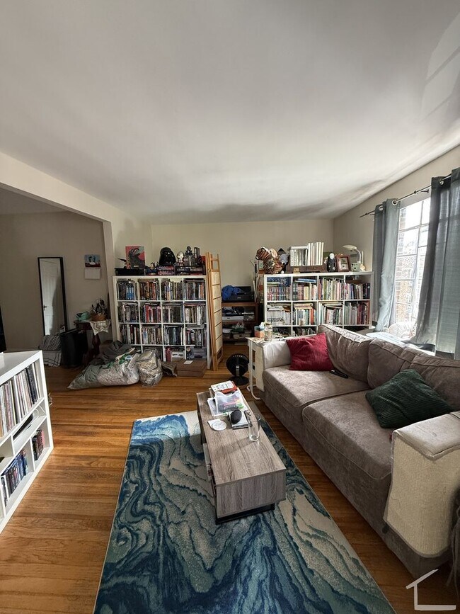 93 Strathmore Rd