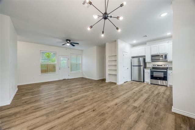 Photo - 2901 S Scullin Ave