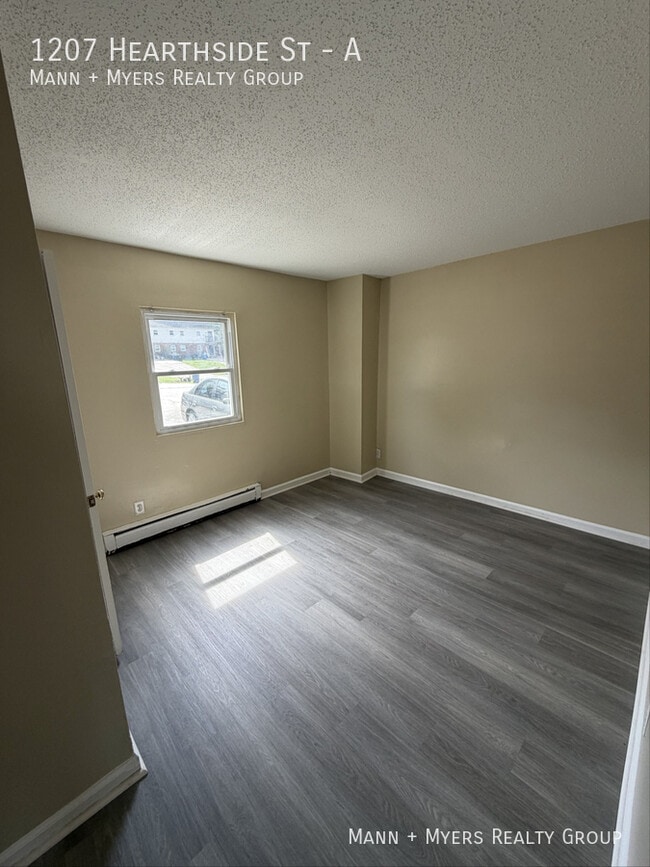 Photo - 1207 Hearthside St Unidad A