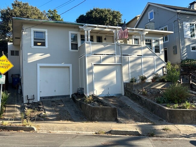 Building Photo - 1336 Highland Ave Unit 1336