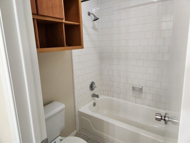 Photo - 3036 Walnut Springs Dr