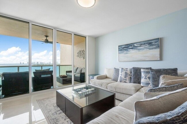 Photo - 2650 Lake Shore Dr Unit 1003