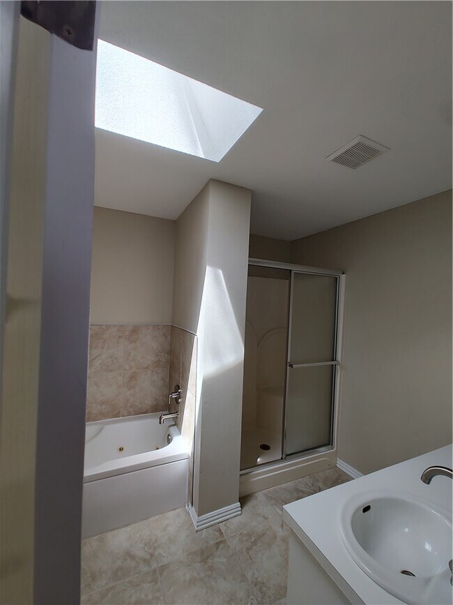 Photo - 2989 Setter St