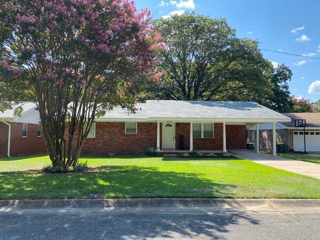 Building Photo - 4509 N Cypress St