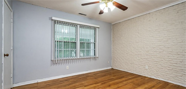 Photo - 915 Oakcrest St Unit 11