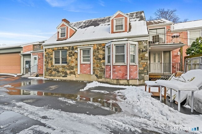 Photo - 234 Linwood Ave