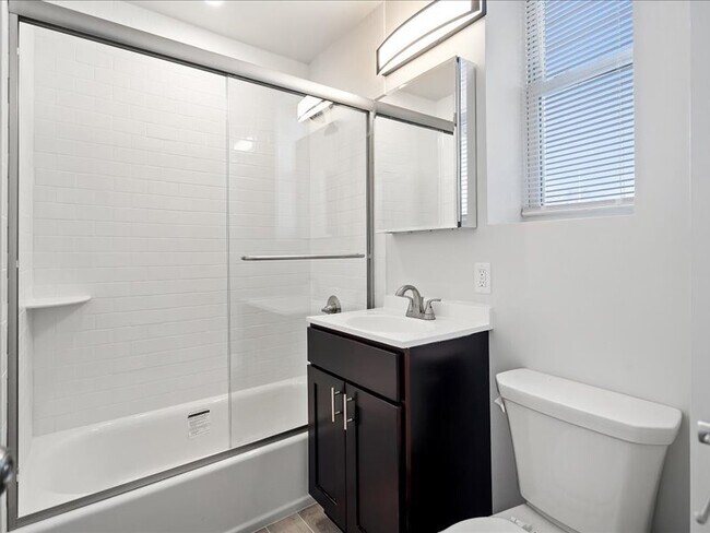 Photo - 150 Terrace Avenue Apartments