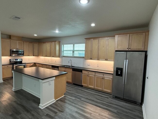 Photo - * MOVE IN SUMMER 6/30/2027 * 5 Bed 5.5 Bat...