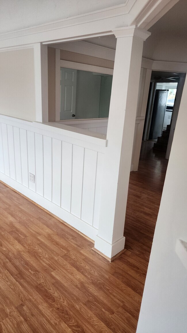 Photo - 3760 Military Ave House