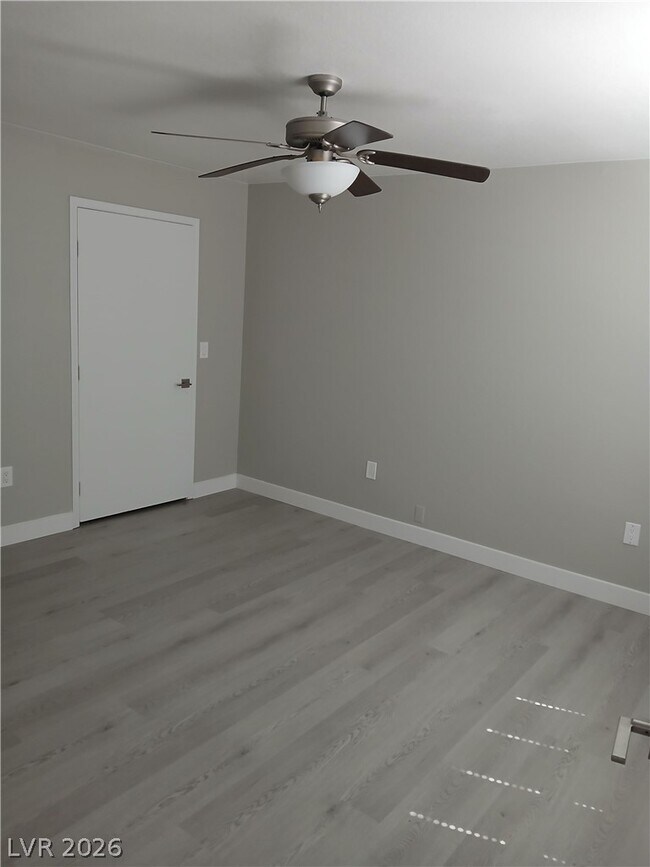 555 E Silverado Ranch Blvd Unit 1098