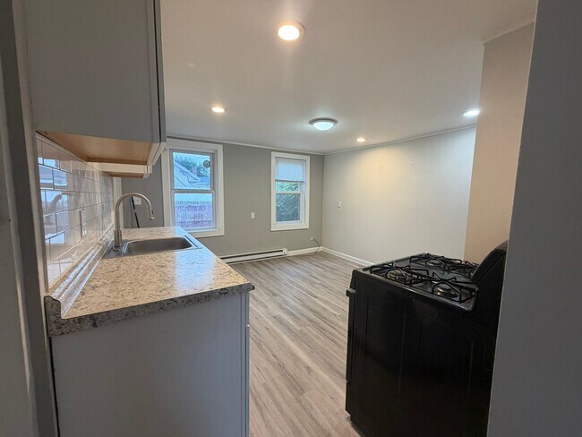 Photo - 9 Battey St