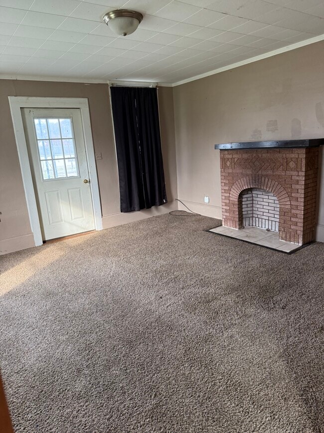 Photo - 811 3rd St Unit House