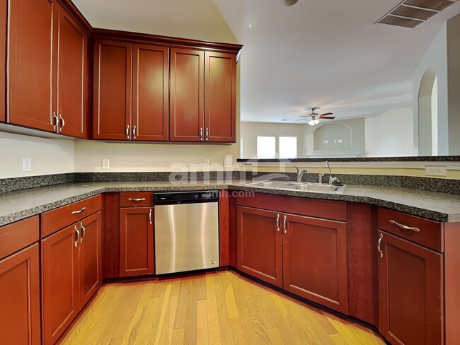 Photo - 45 Chey Hill Ln