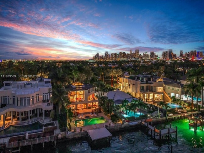 Photo - 279 N Hibiscus Dr