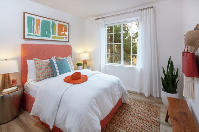 Anacapa Apartment Homes