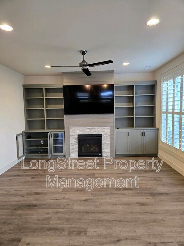 Photo - 1947 SW Stanford St