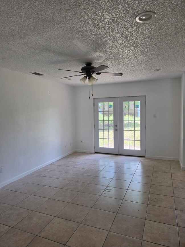 Photo - 11002 Clear Fork Dr