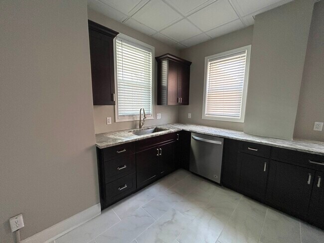 Photo - 4054 Howley St Unidad Floor 1