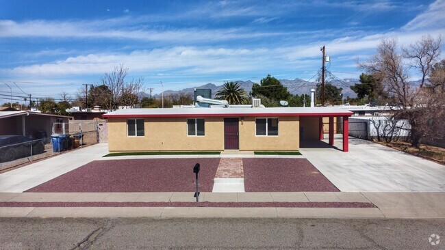 Building Photo - 5201 E 28th St Rental