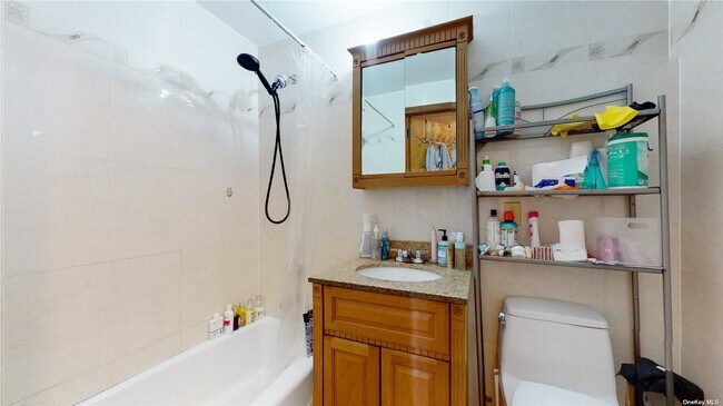 Photo - 63-14 Queens Blvd