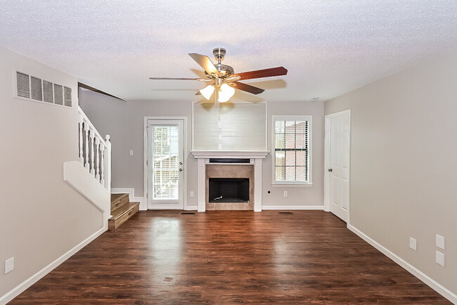 Photo - 4000 Windermere Dr