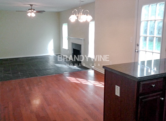 Photo - 6290 Shell Dr SW