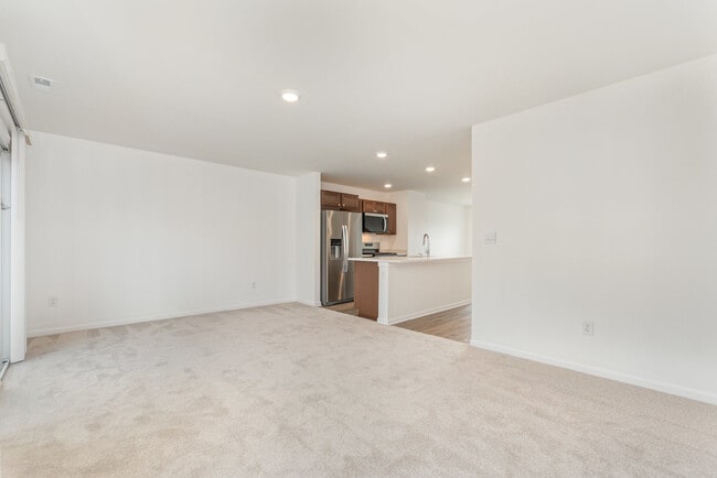 Photo - 2131 Sassafras Wy