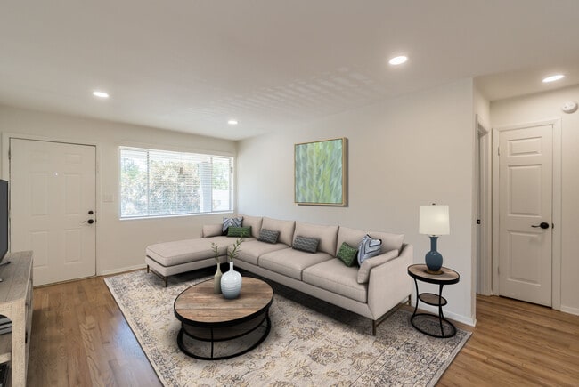 Living Room - Midwood Roswell Apartments
