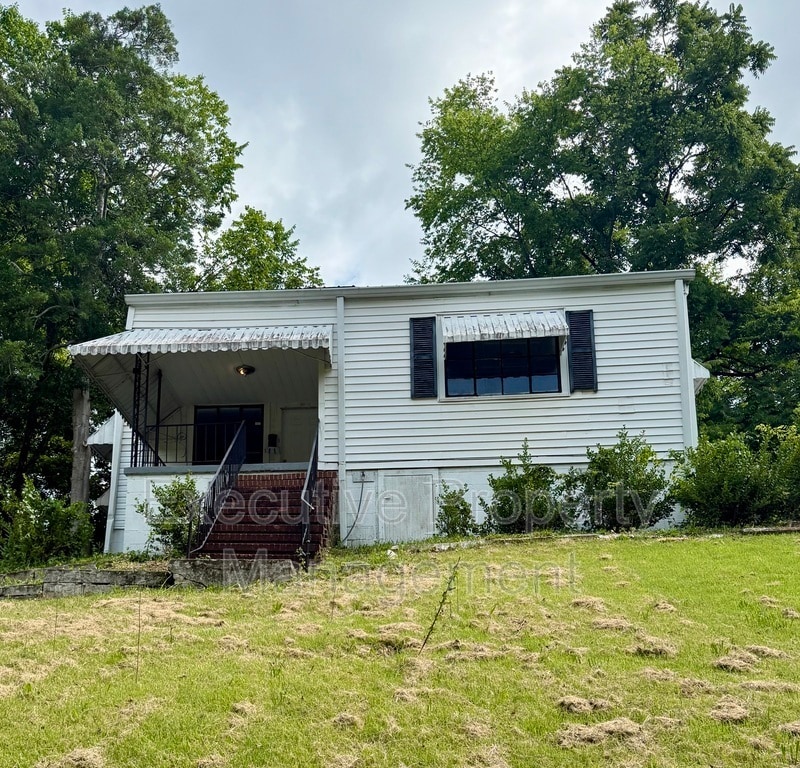 Photo - 761 Vanderbilt St