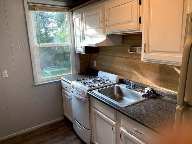 Photo - 6 Corbin Ct Unit A