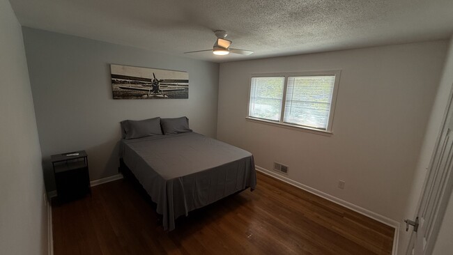 Photo - 422 Powell Mill Rd Townhome