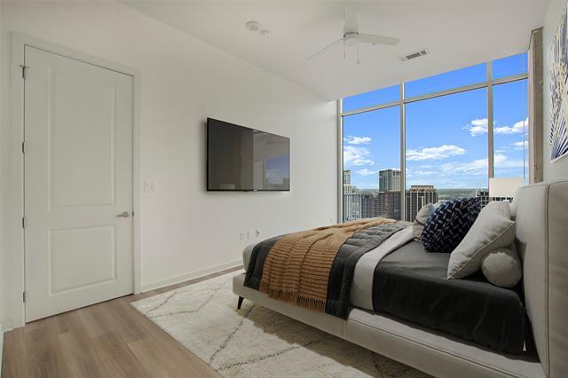 Photo - 2728 McKinnon St Unit 2104