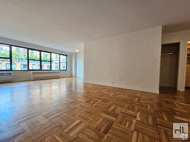 Building Photo - Fourth Avenue Rental