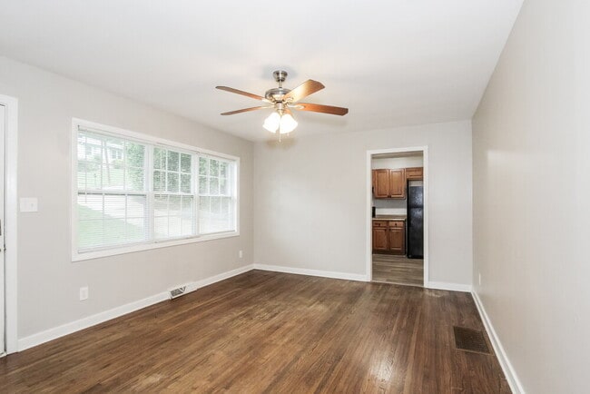 Photo - 509 Ardmore Ln