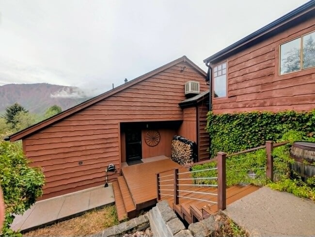 Photo - 160 Rockledge Dr Unit 1
