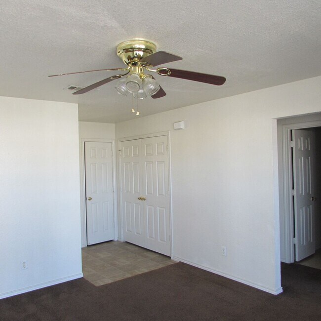 3308 Hereford Ln Unidad D
