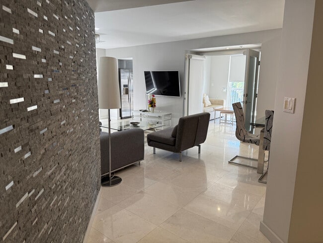 Photo - 2333 Brickell Ave Unit 306