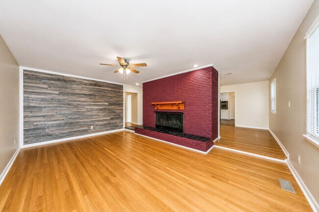 Photo - One level home in Beechwood