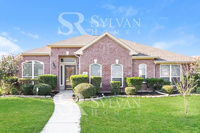 Building Photo - Enjoy living the good life in this 4 bedroom, 2 bathroom home