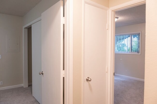 Photo - Stylish Two-Bedroom in the Heart of Irving... Unit CI1919