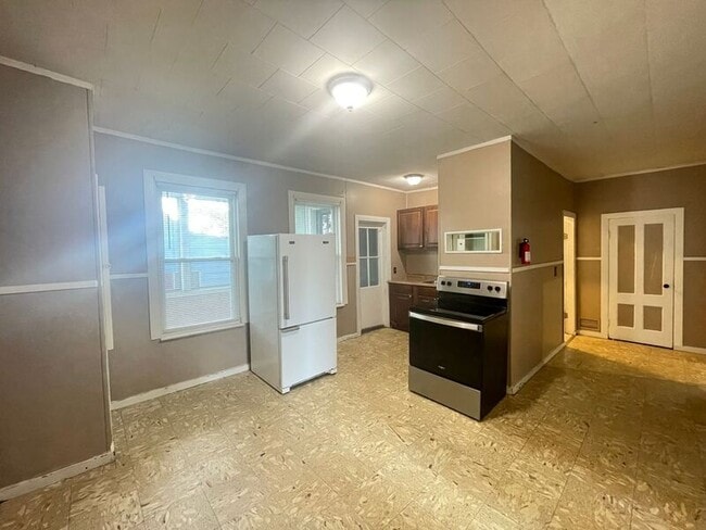 Building Photo - 121 Cypress St Unit #2 Rental