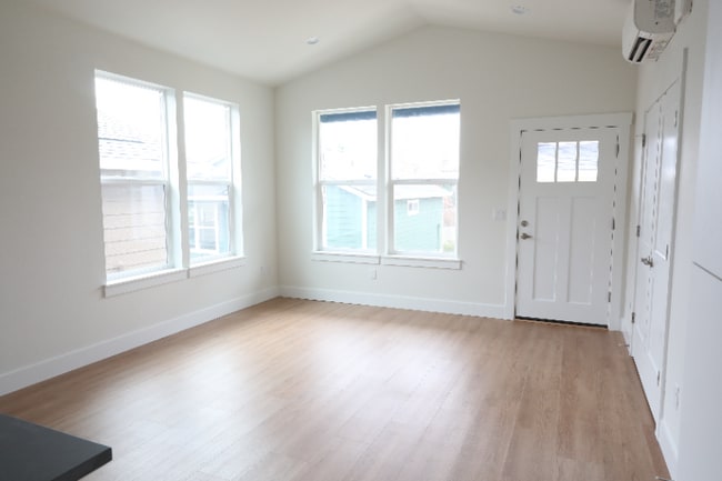 Photo - 12917 SE Ridgecrest Rd