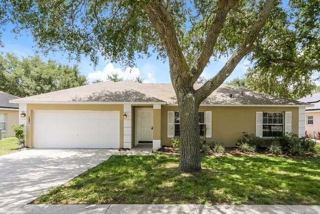 Building Photo - 926 Willow Run St