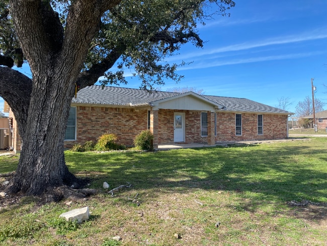 Photo - 953 Co Rd 3351 Casa